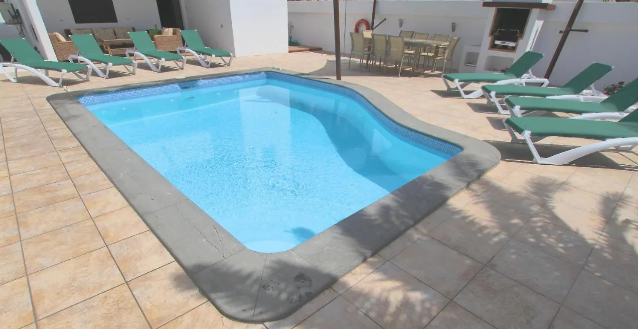 Tías Villa Joel Puerto Del Carmen 0*,  ספרד